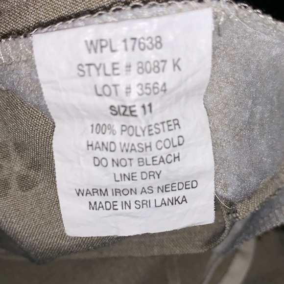 3/15 Flower 🌺 detail skirt and top!! - Picture 6 of 7